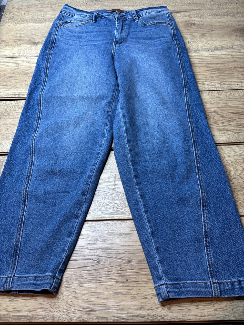 Women’s Judy Barrel Fit Jeans Size 29